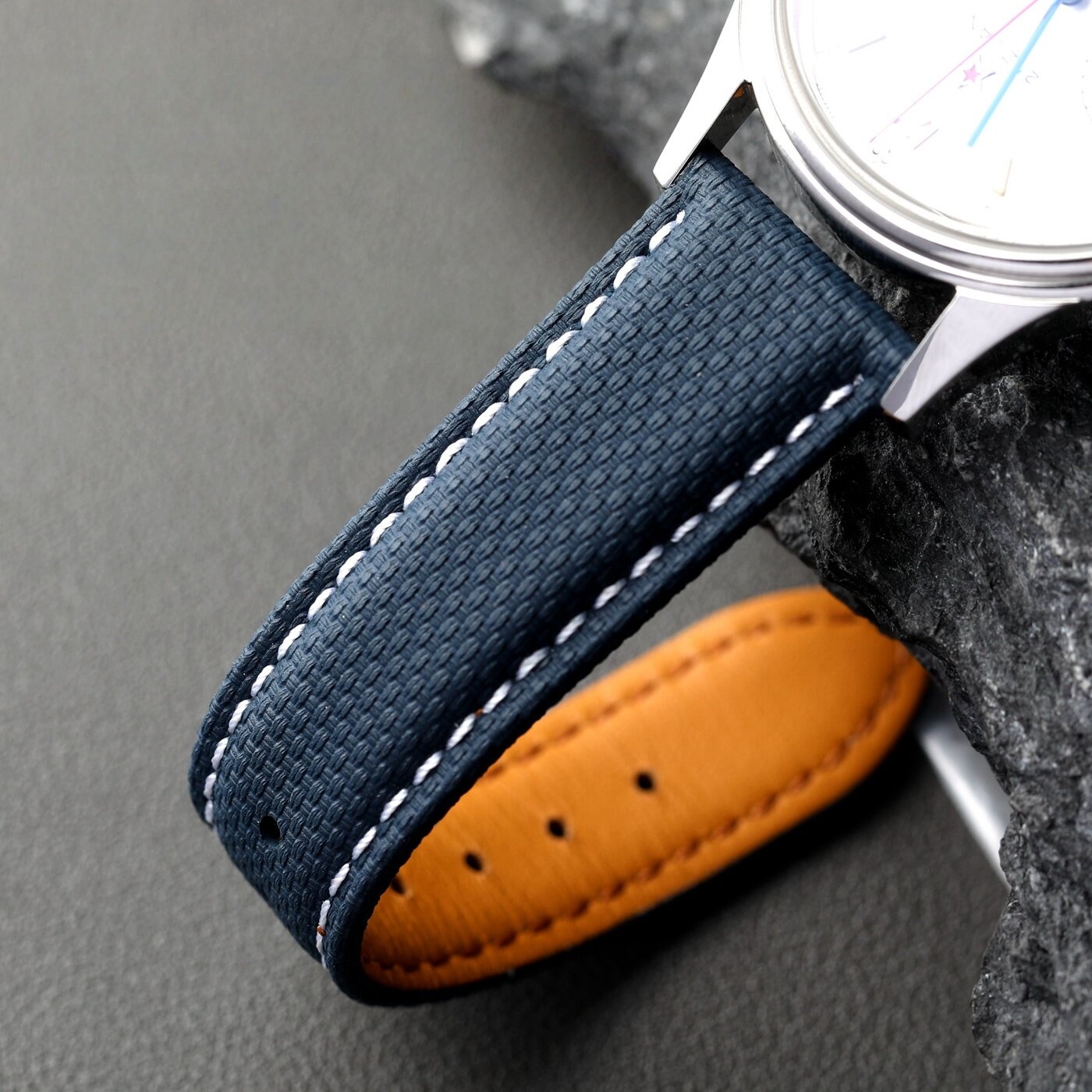 18 19 20 21 22mm Sailcloth FKM - مراجعة Luxury Watch Jaeger Lecoultre وسعره