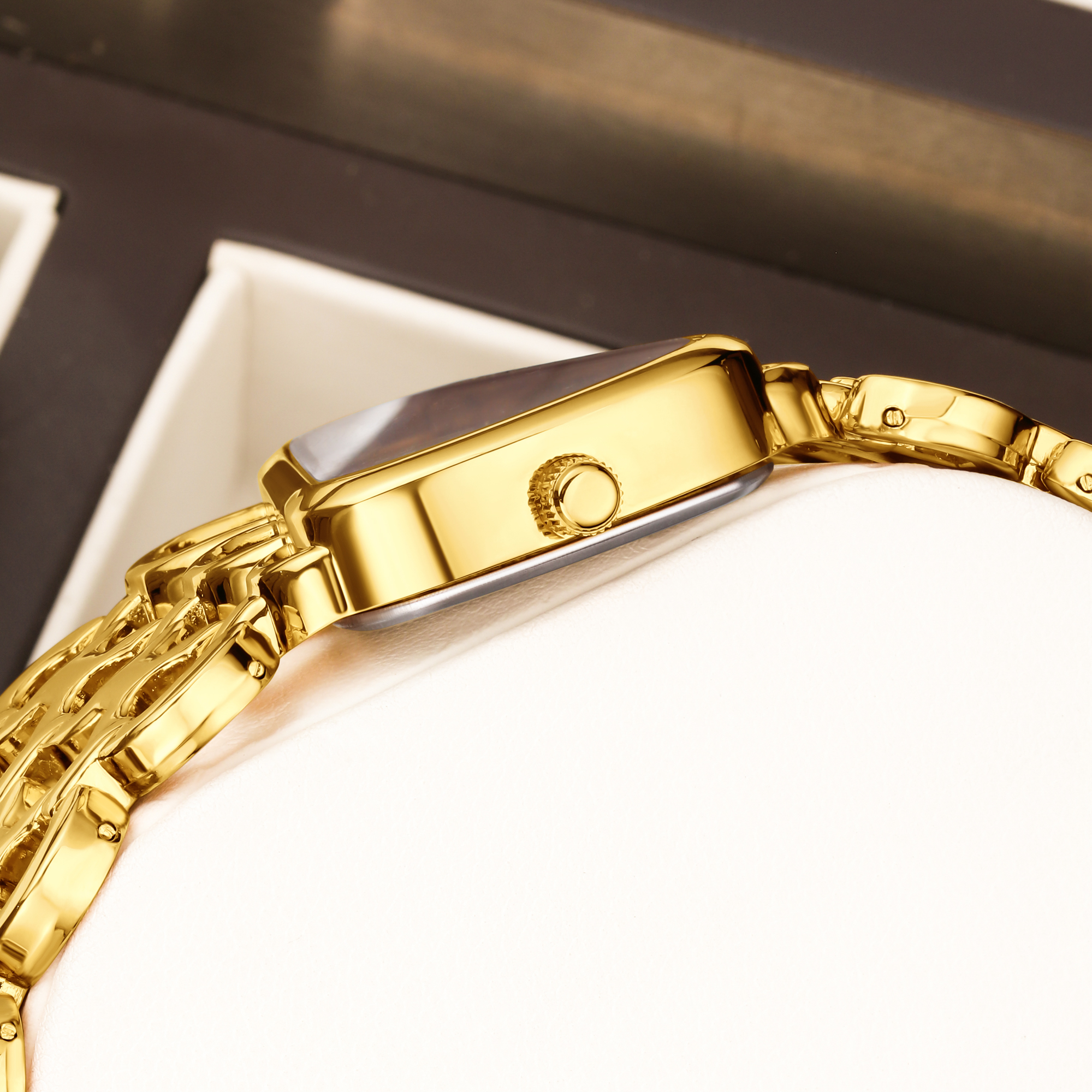 YaLaLuSi Fashion Unisex Waterp - مراجعة Watch Triangle Luxury وسعره