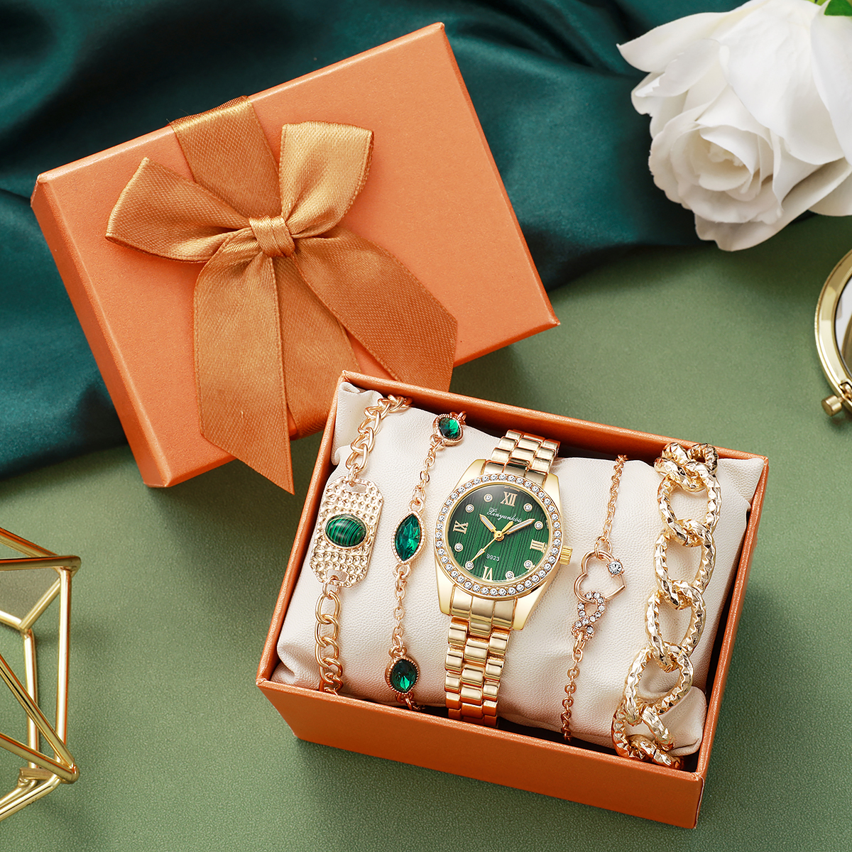 Luxury Two-Tone Green Dial Wat - مراجعة Luxury Watch With Green Dial وسعره