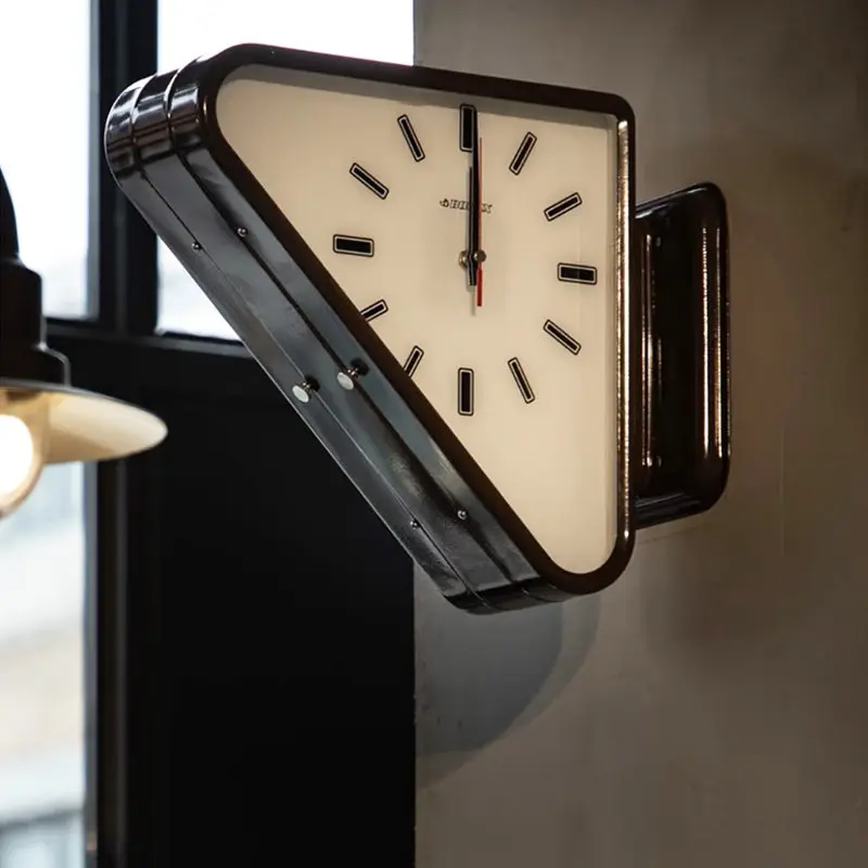 Creative Design Wall Clocks Mi - مراجعة Watch Triangle Luxury وسعره