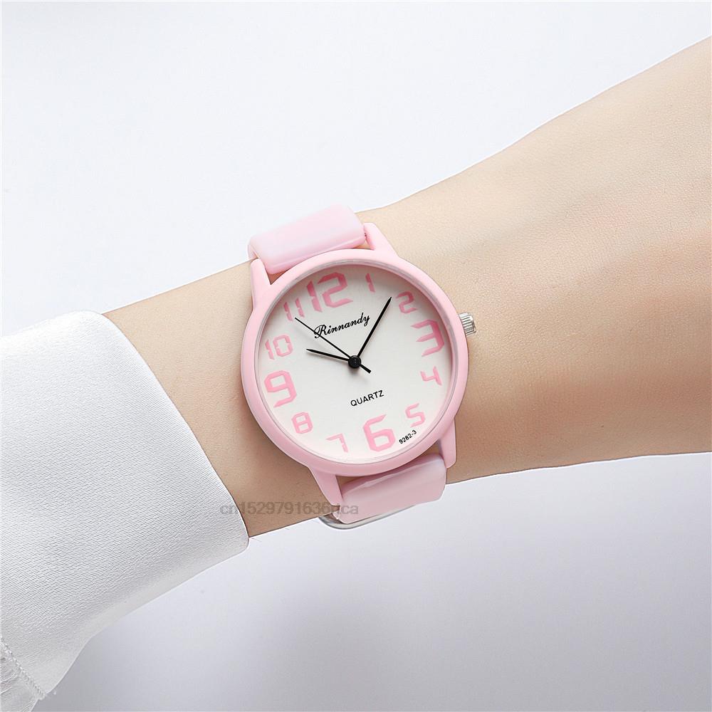 Women Fashion Silicone Watches - مراجعة Lux Watch وسعره