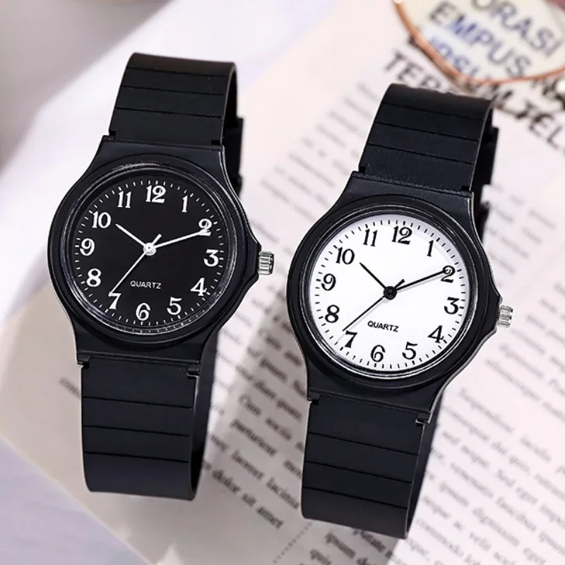 Simple Brand Quartz Watch for  - مراجعة Lux Watch وسعره