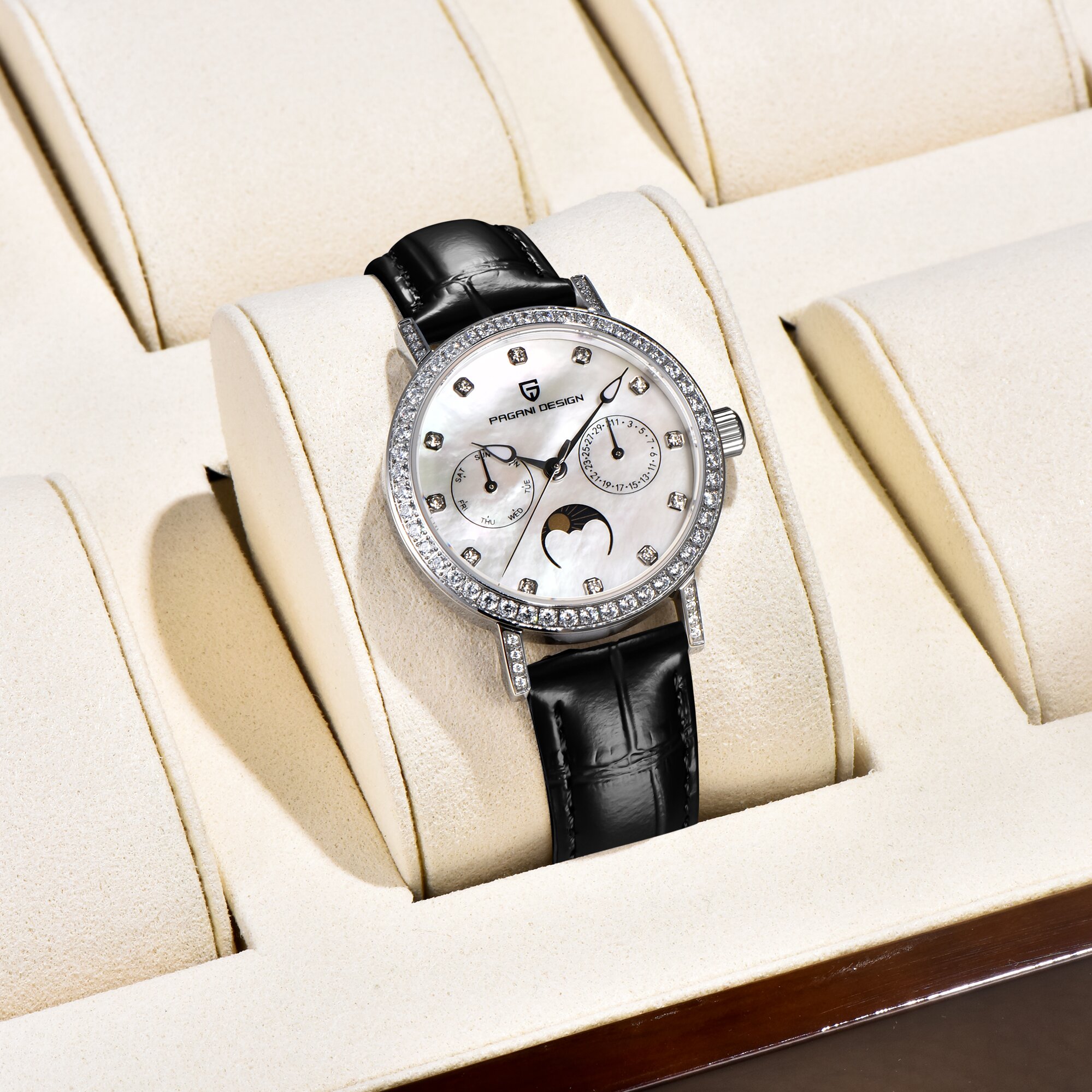 PAGANI DESIGN Elite Luxury Lad - مراجعة Sapphire Crystal Display وسعره