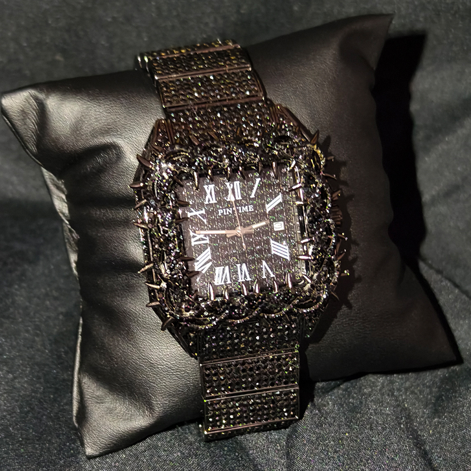Black Spiked Diamond Quartz Wa - مراجعة Luxury Watch Organizer وسعره