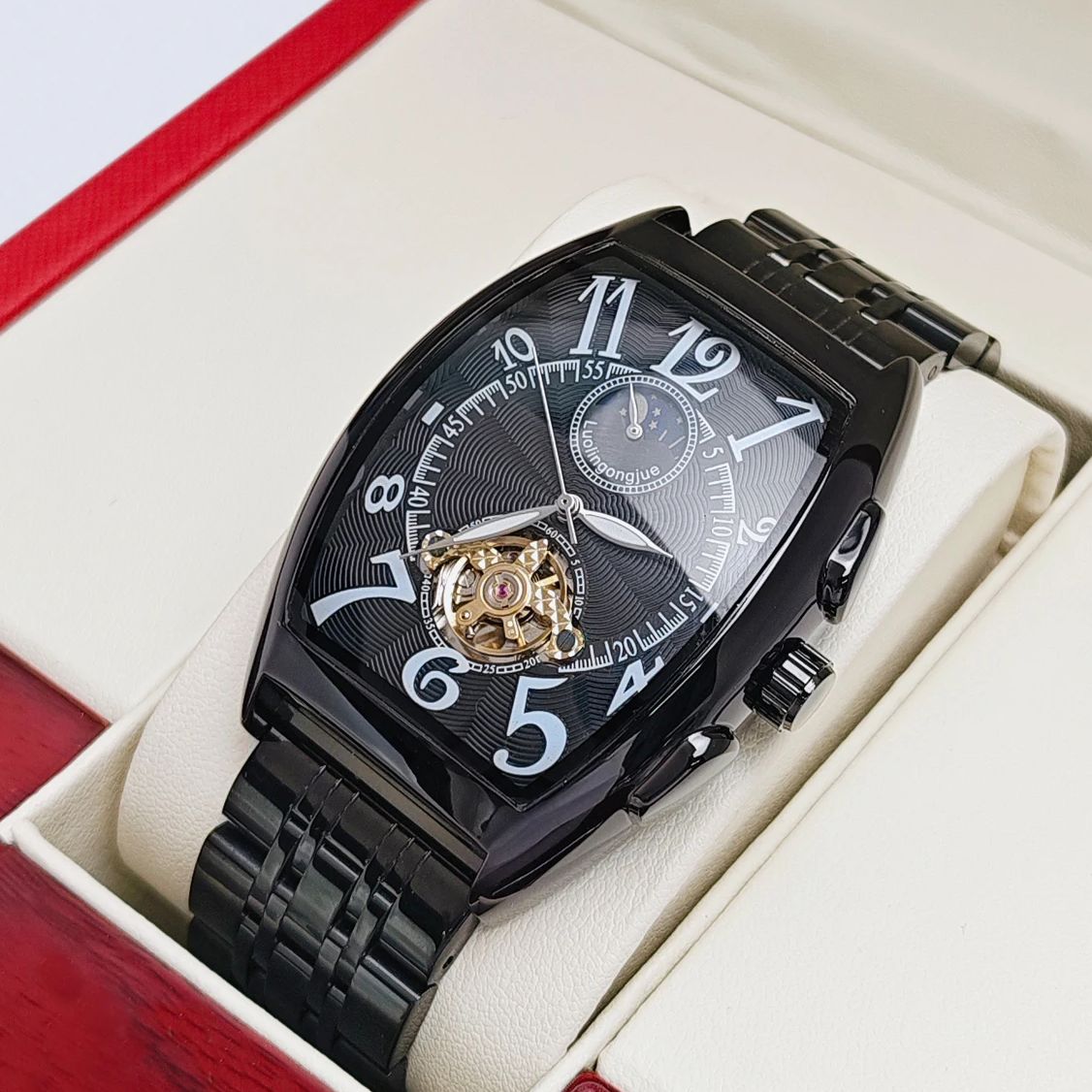 Top-Tier Luxury Barrel-Shaped  - مراجعة Luxury Watch Tier وسعره