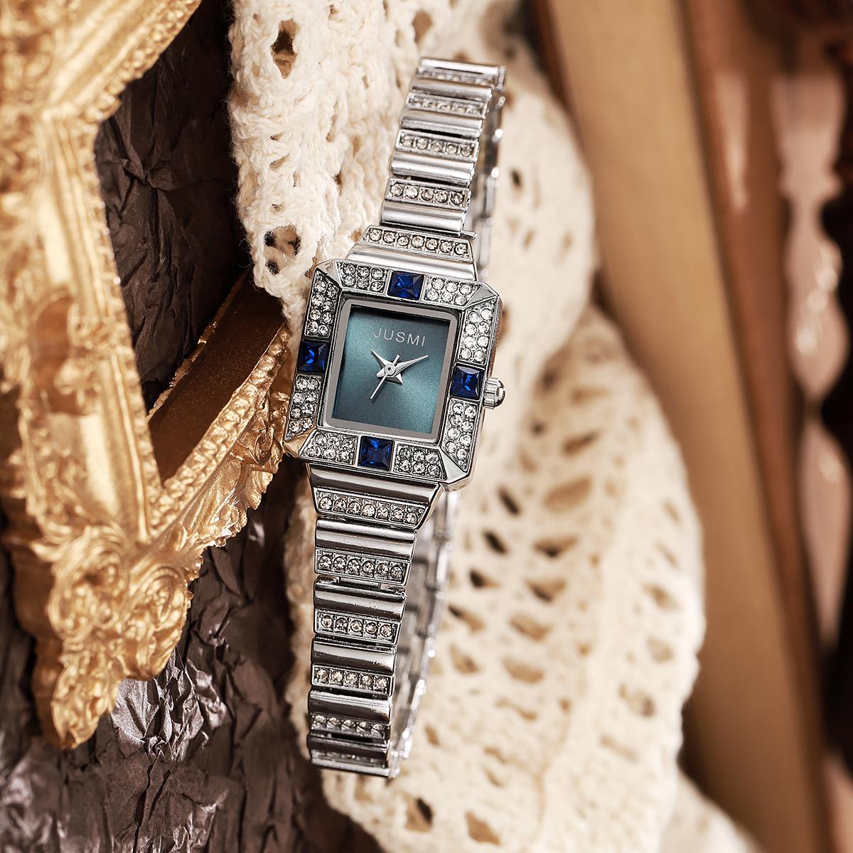 Luxury Gemstone Square Women's - مراجعة Luxury Watch With Green Dial وسعره
