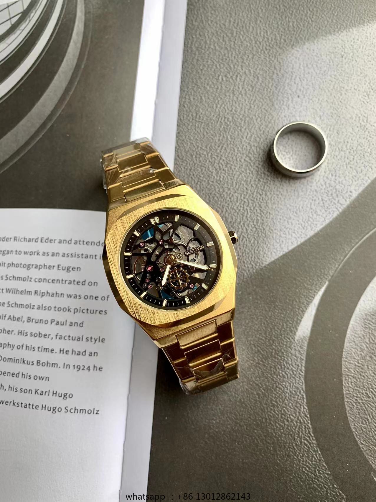 Steel strip waterproof persona - مراجعة Luxury Watch Green وسعره