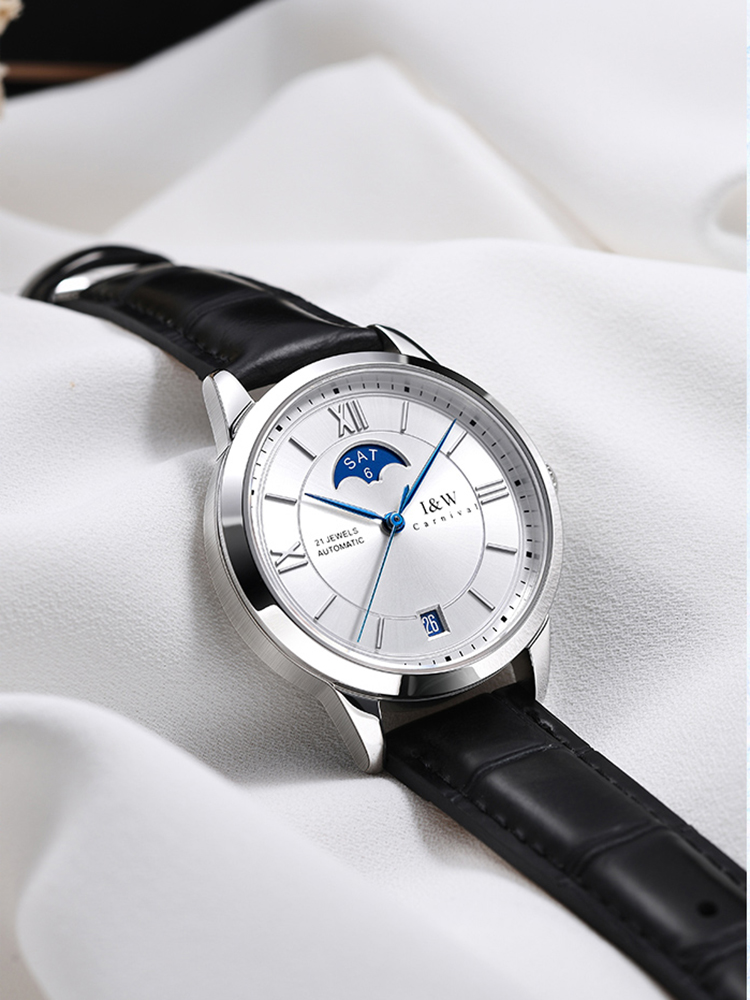 Switzerland Brand I&W New Moon - مراجعة Sapphire Crystal Display وسعره