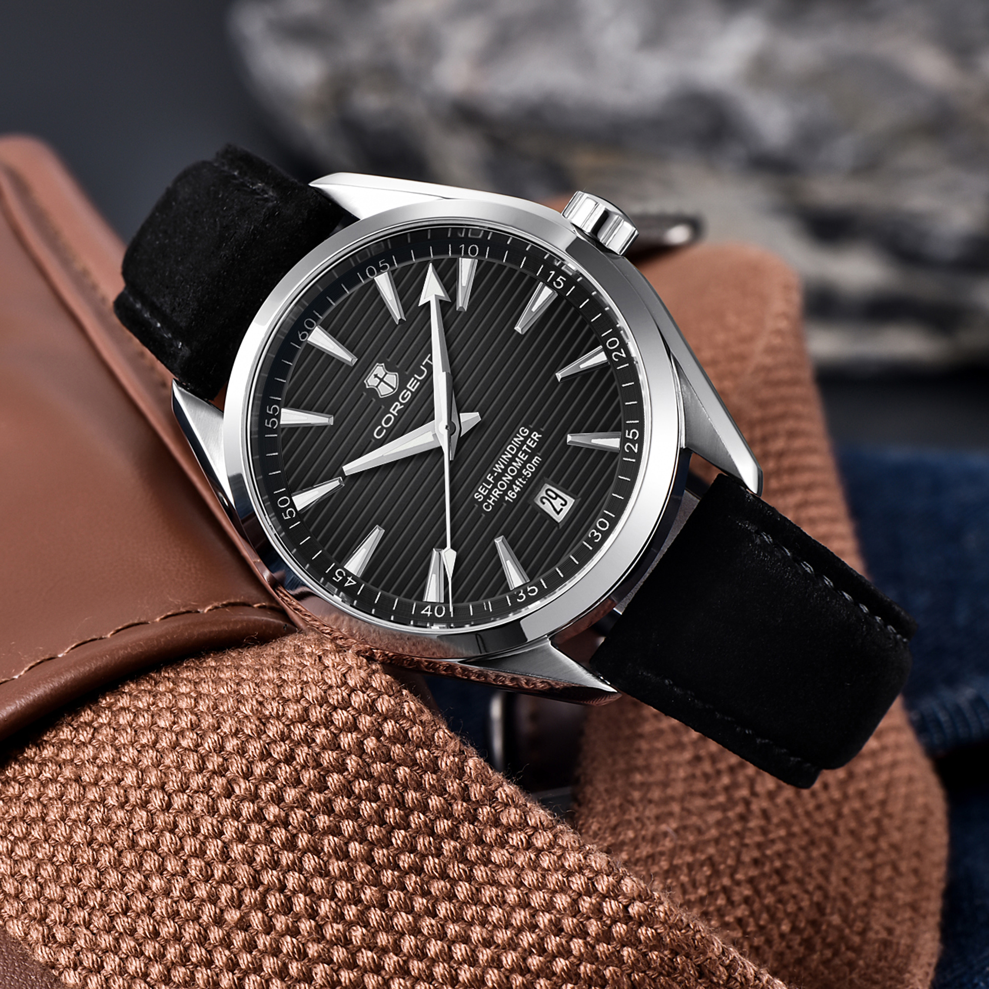 Luxury NH35 Movt Custom Logo 4 - مراجعة Luxury Watch Logos وسعره