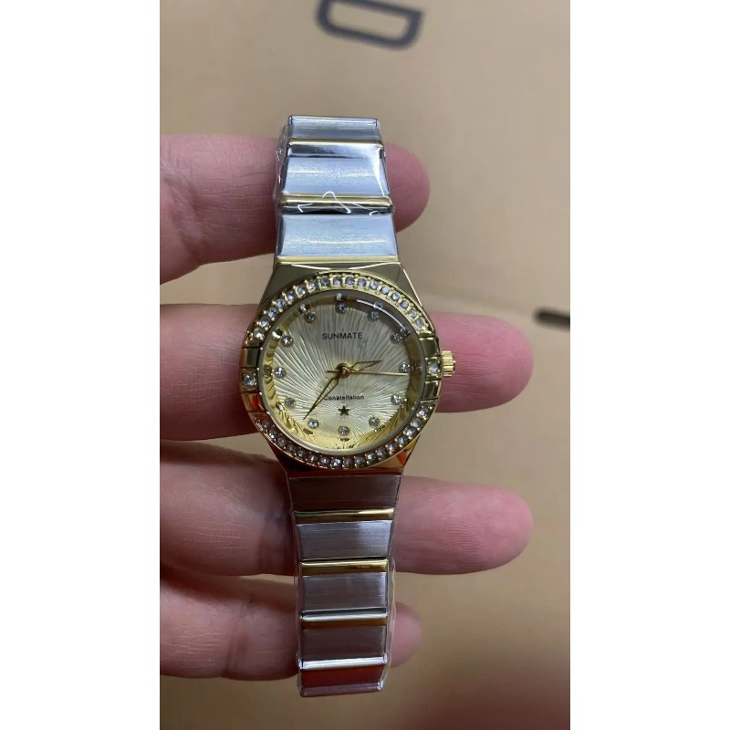 SUNMATE Stylish and Elegant Wo - مراجعة Luxury Watch Tier وسعره